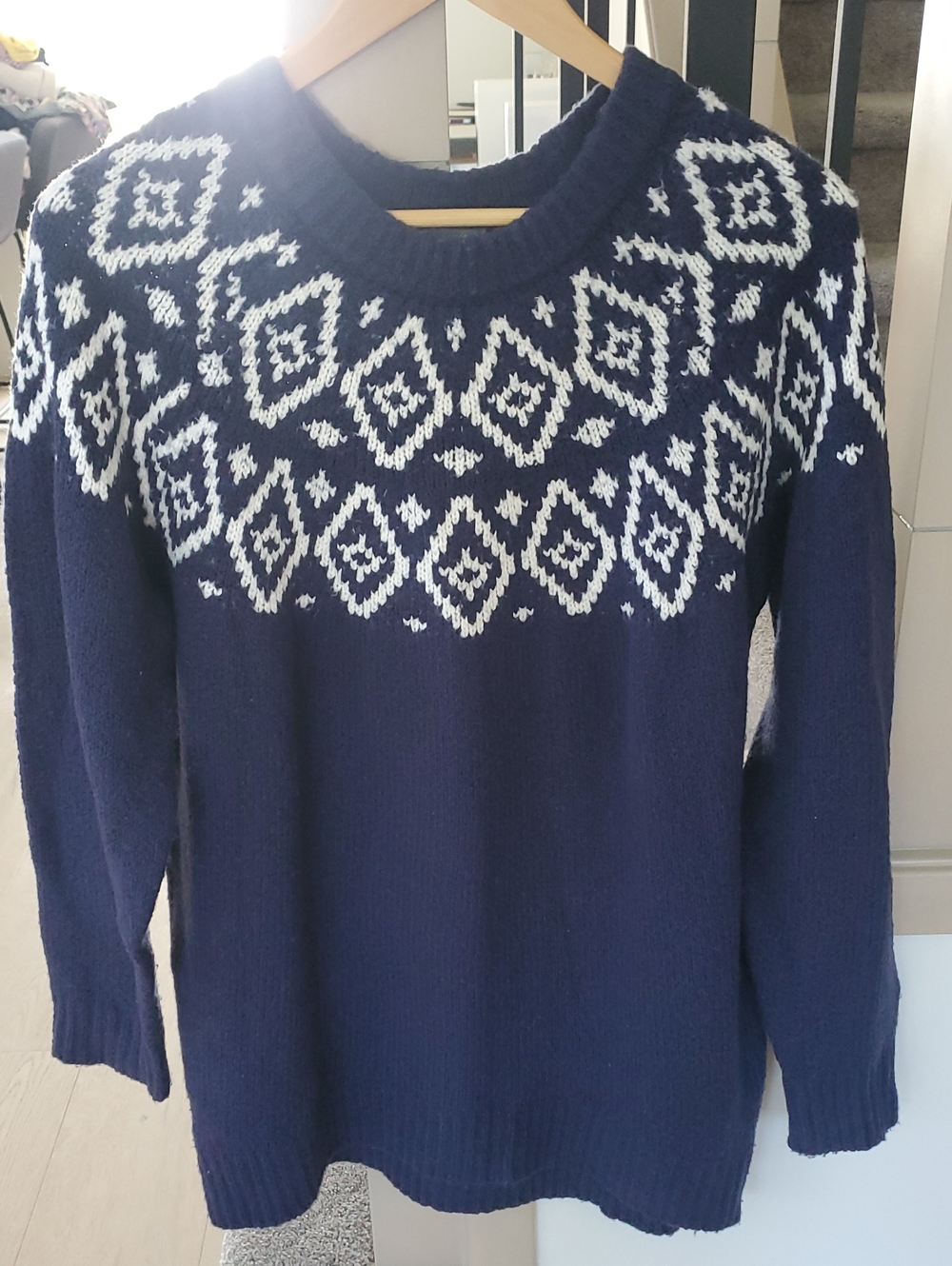 Aerie- Super Soft "Lopie" Sweater Navy & White Size Medium Oversized